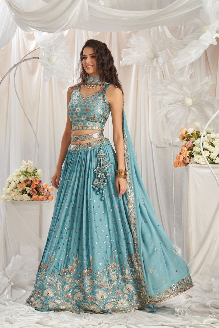 Gorgeous Dupatta to complement the Turquoise blue Lehenga choli