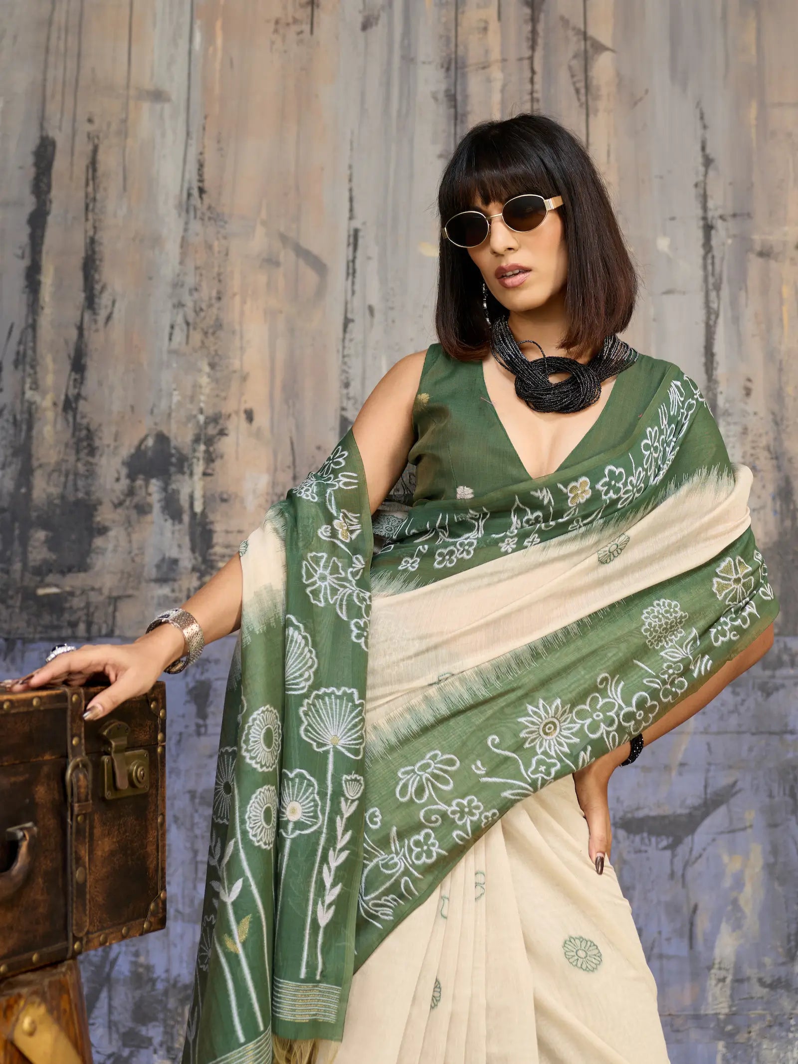 Beige-Green Handloom Cotton Saree