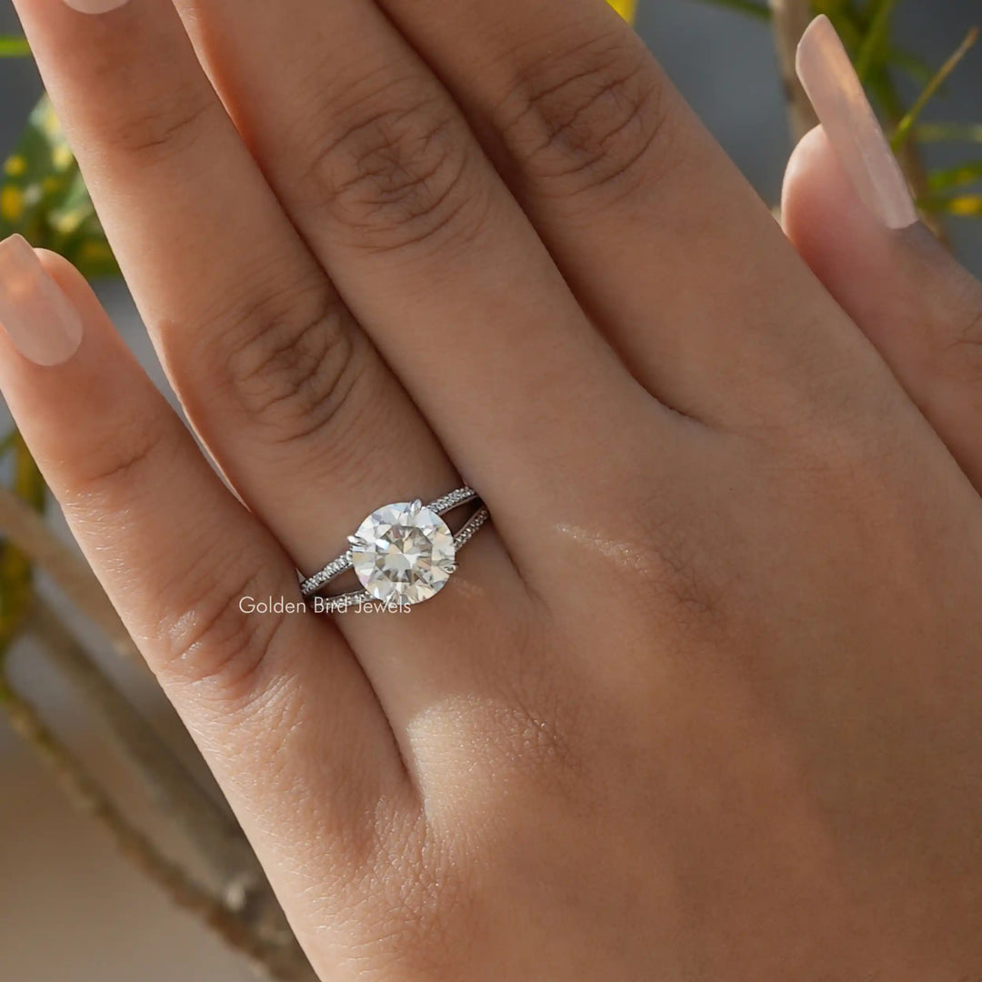 Round Cut Moissanite Accent Engagement Ring