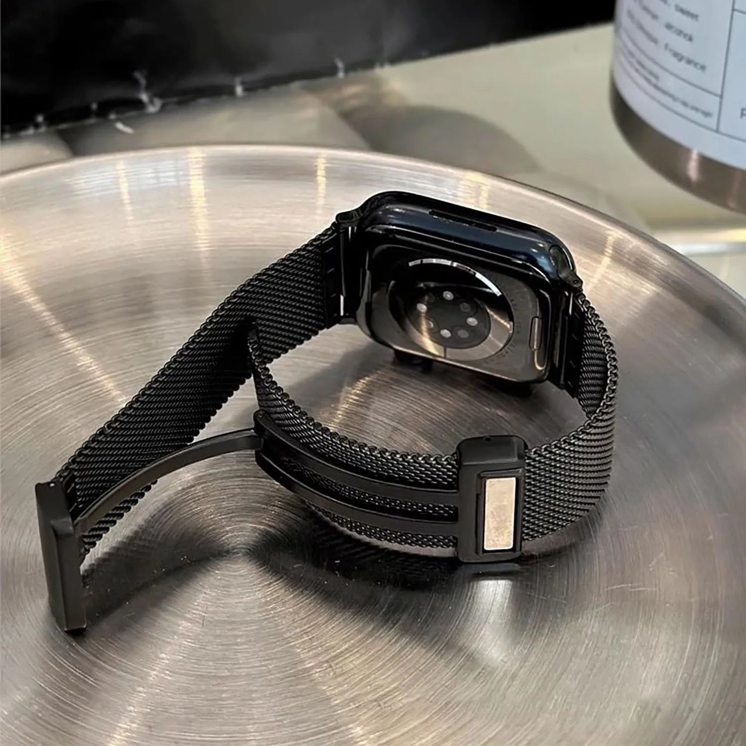 MagnetMount™ Apple Watch Band