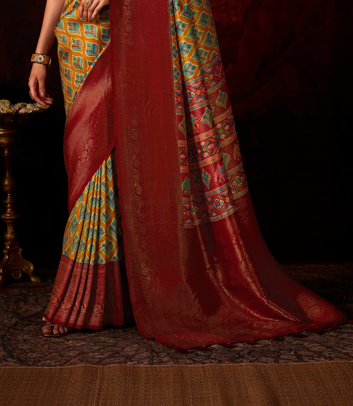 MAROON SOFT SILK SAREE WITH DIGITAL PRINT