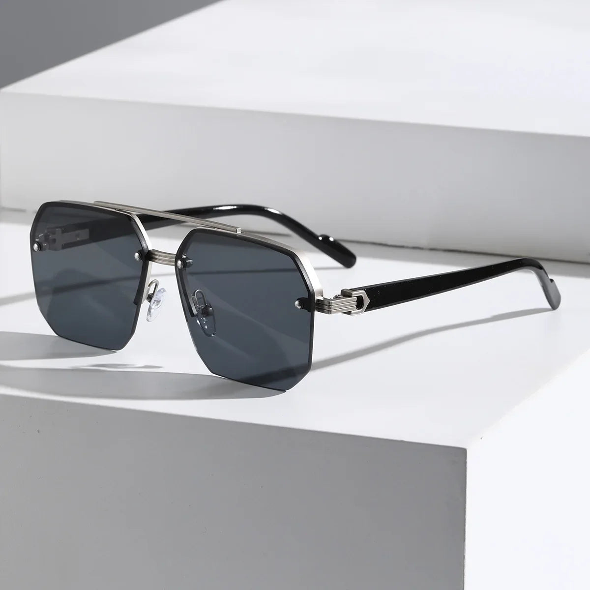 Avant Shades