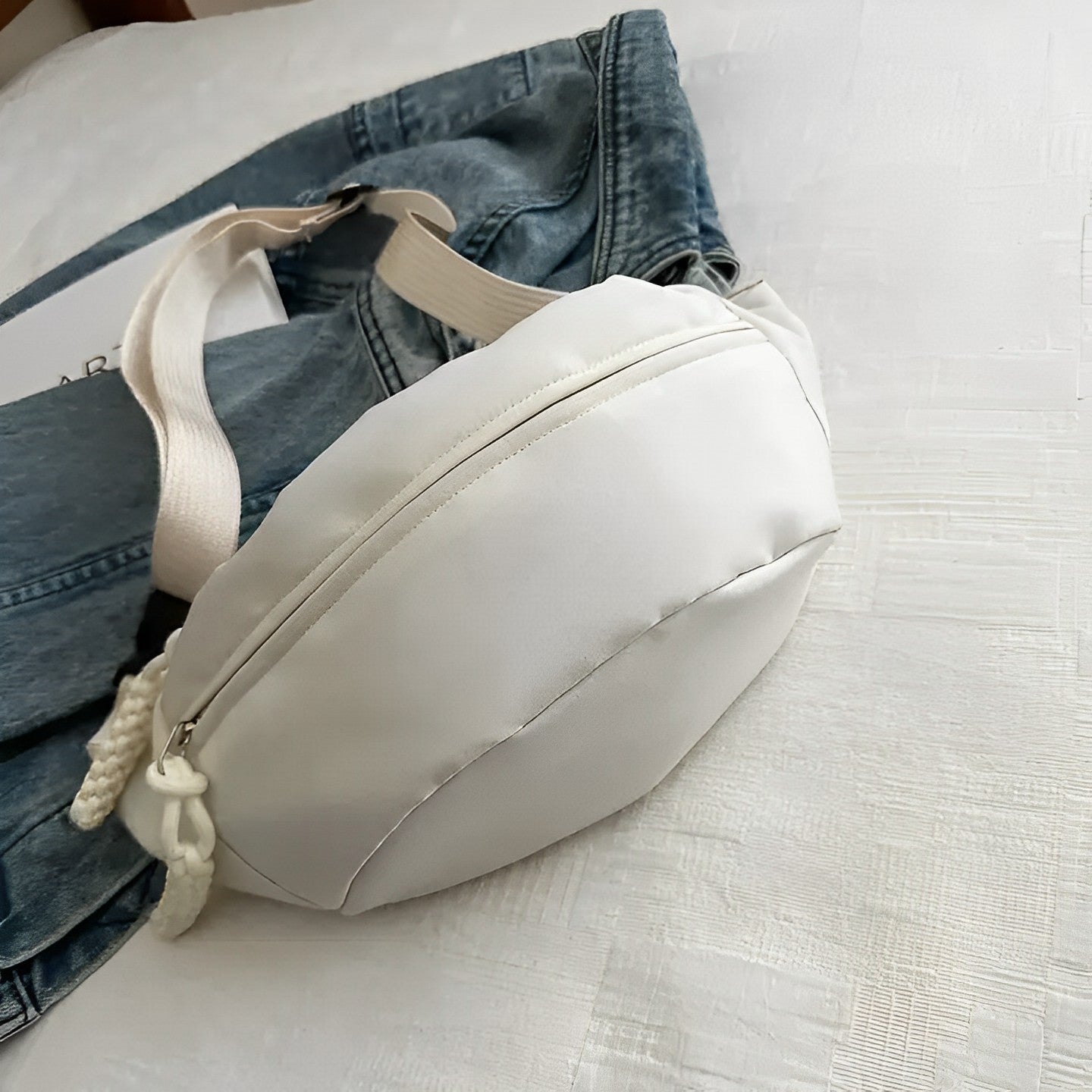 Jauda | Crossbody Belt Bag  - By Qivii