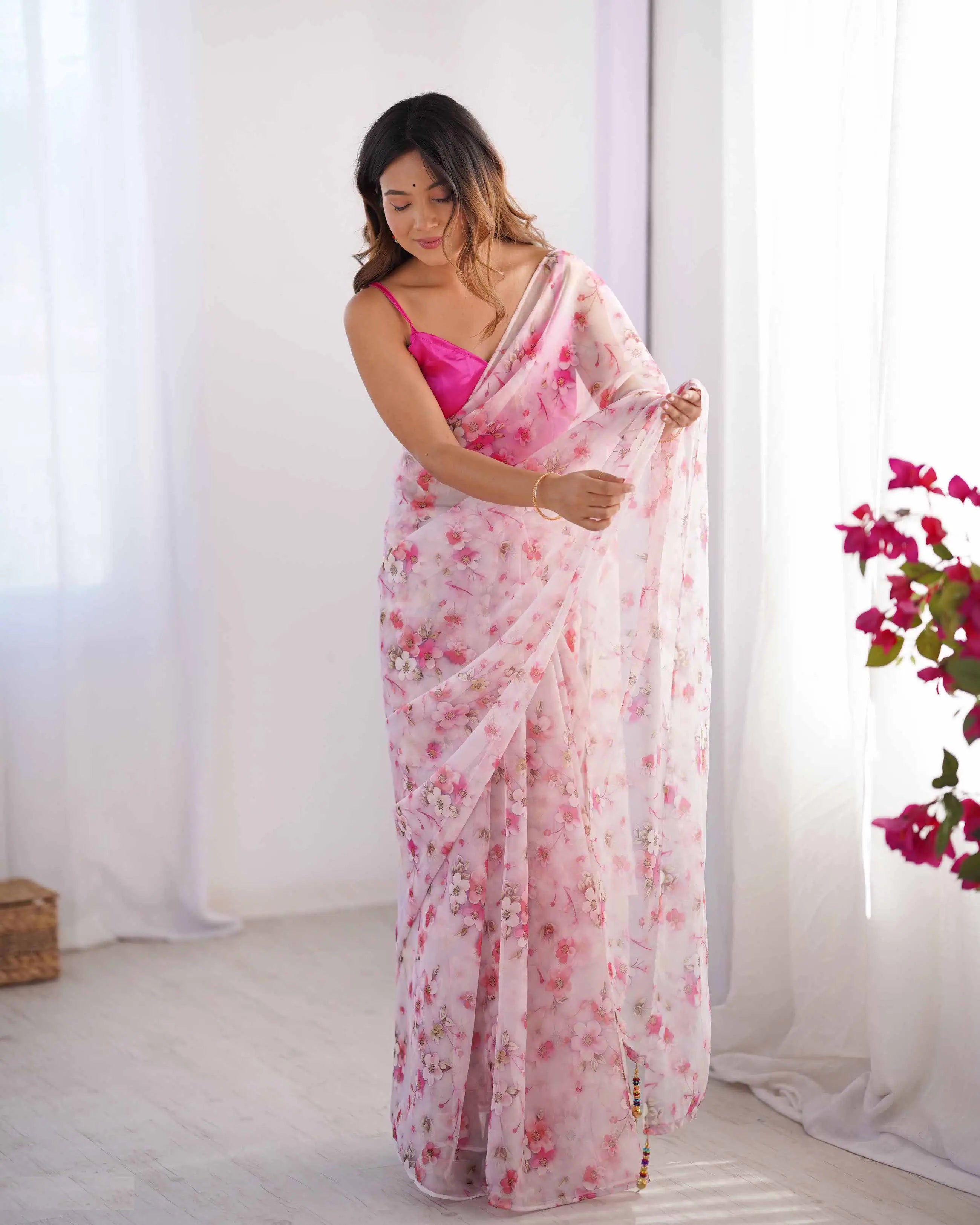 Greyish Pink Floral Printed Organza Saree - qivii
