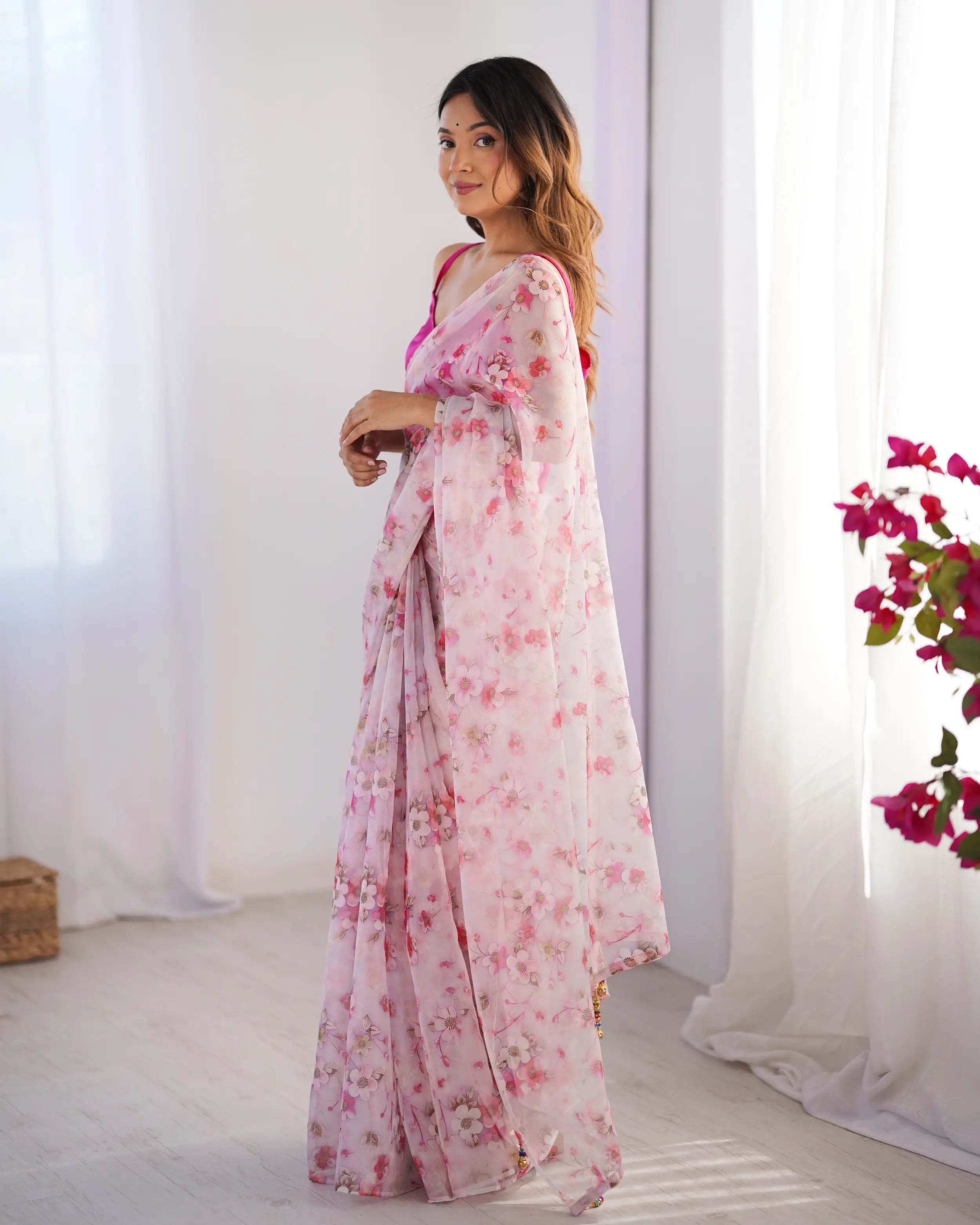 Greyish Pink Floral Printed Organza Saree - qivii