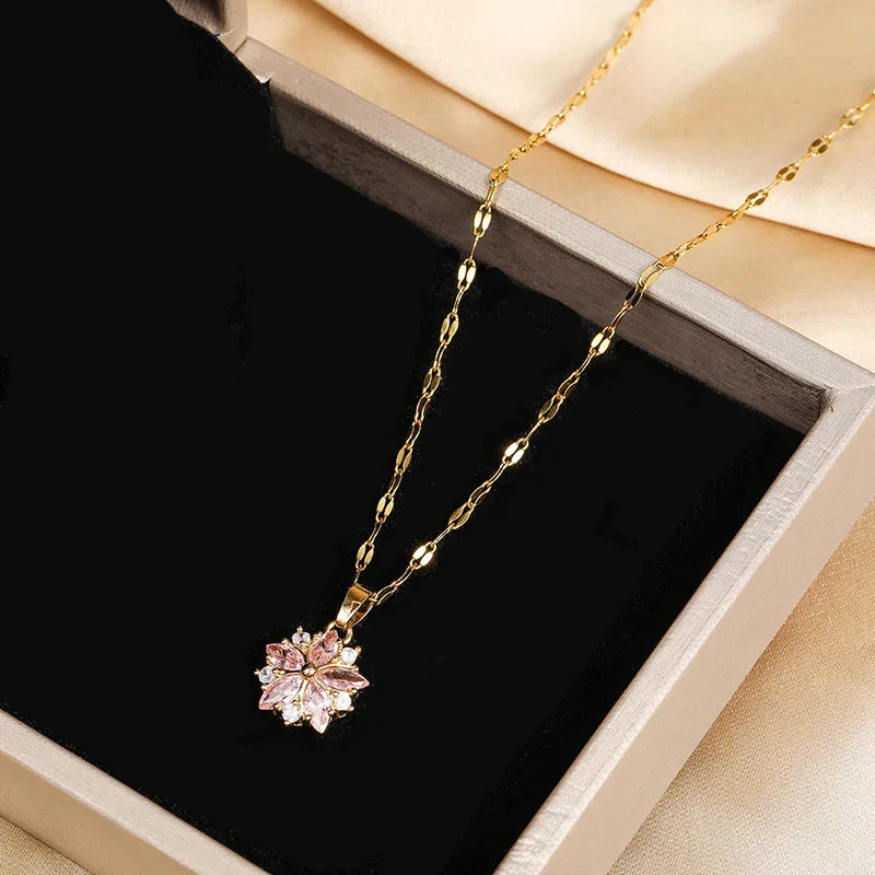 Collier Sakura Rose Romantique in Roestvrij Staal  - By Qivii