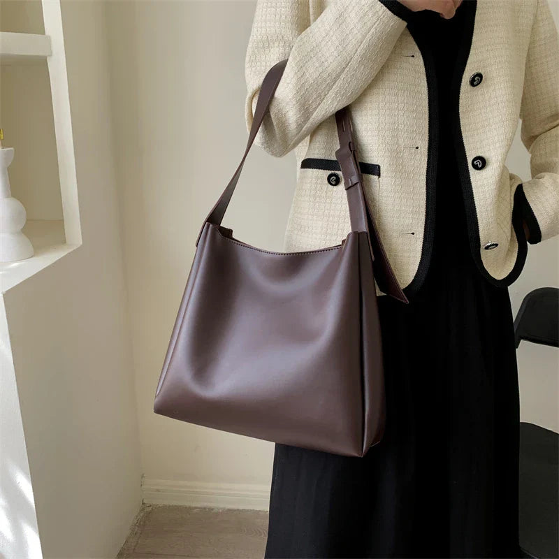 Maud | Hobo Bag  - By Qivii