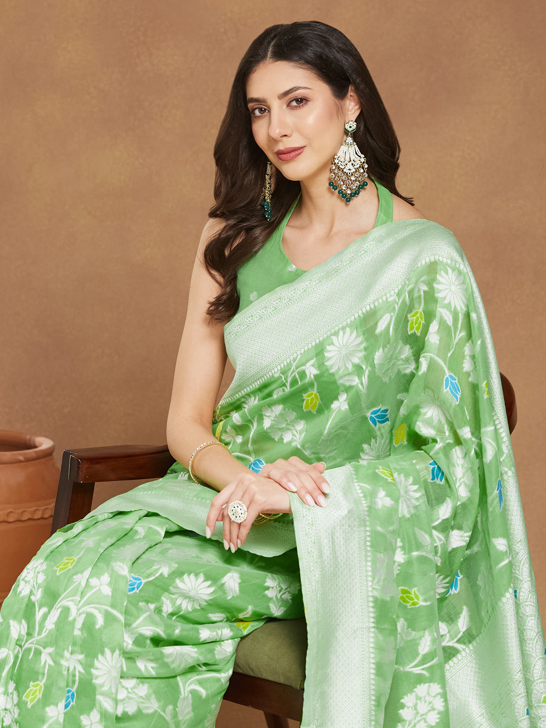 Janasya Women's Light Green Silk Blend Floral Woven Design Jacquard Saree with Blouse Piece - qivii