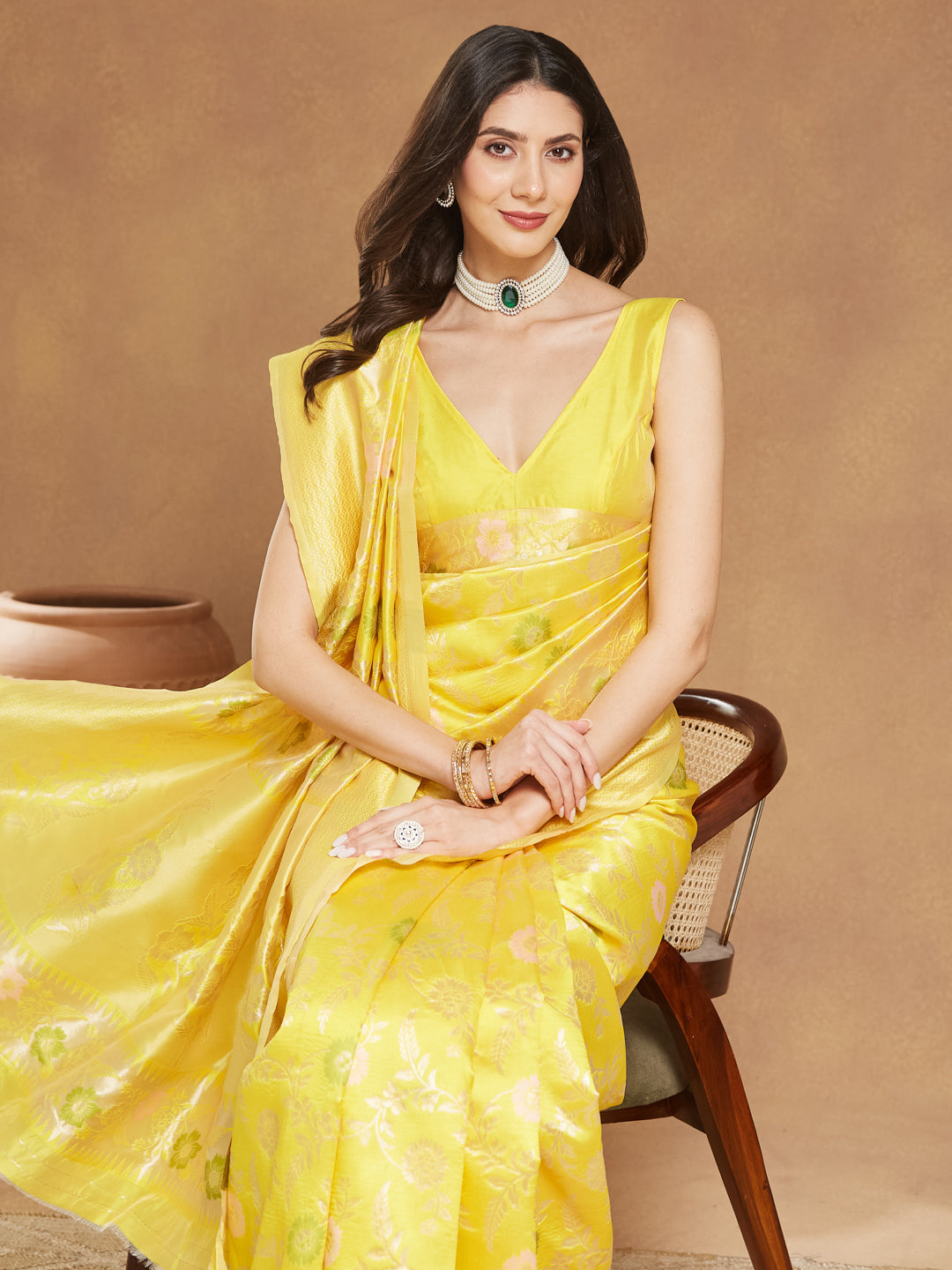 Janasya Women's Yellow Silk Blend Floral Woven Design Jacquard Saree with Blouse Piece - qivii