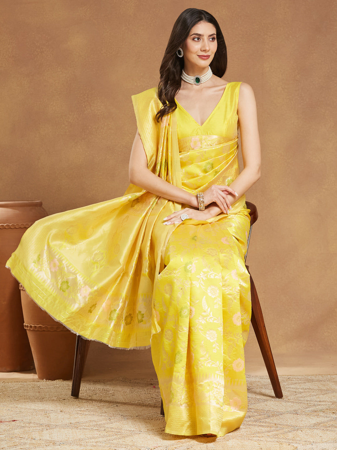 Janasya Women's Yellow Silk Blend Floral Woven Design Jacquard Saree with Blouse Piece - qivii