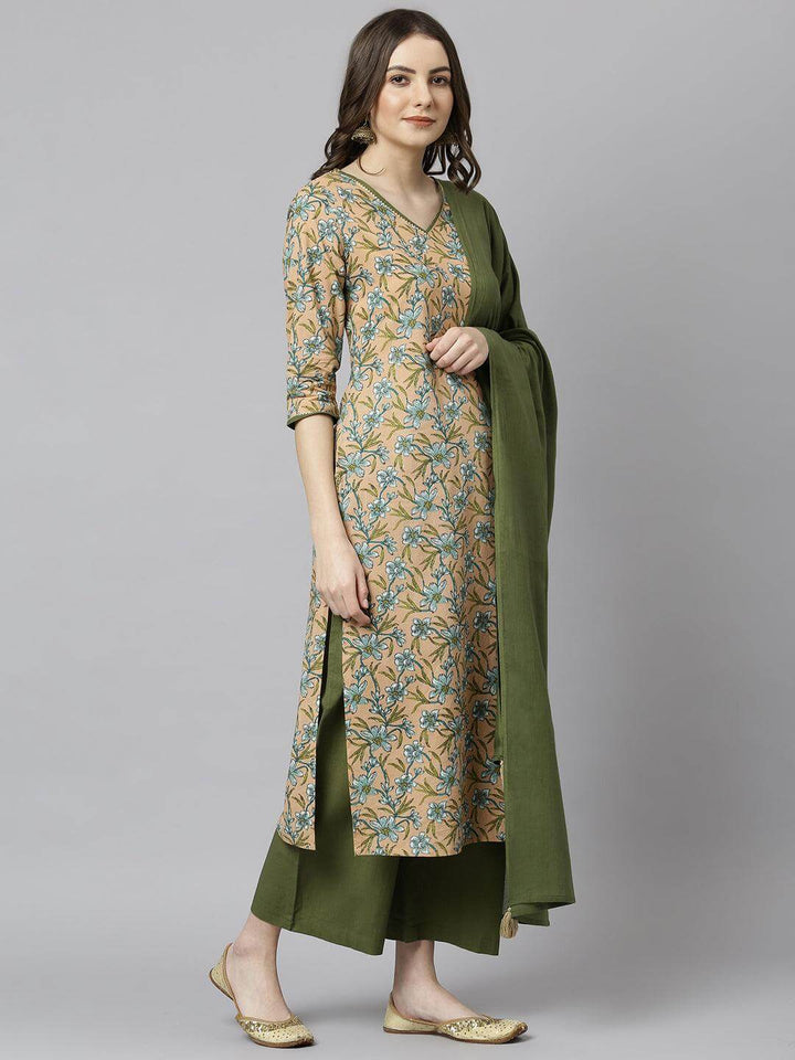 Peach Cotton Floral Print Kurta with Palazzo and Dupatta  - By Janasya