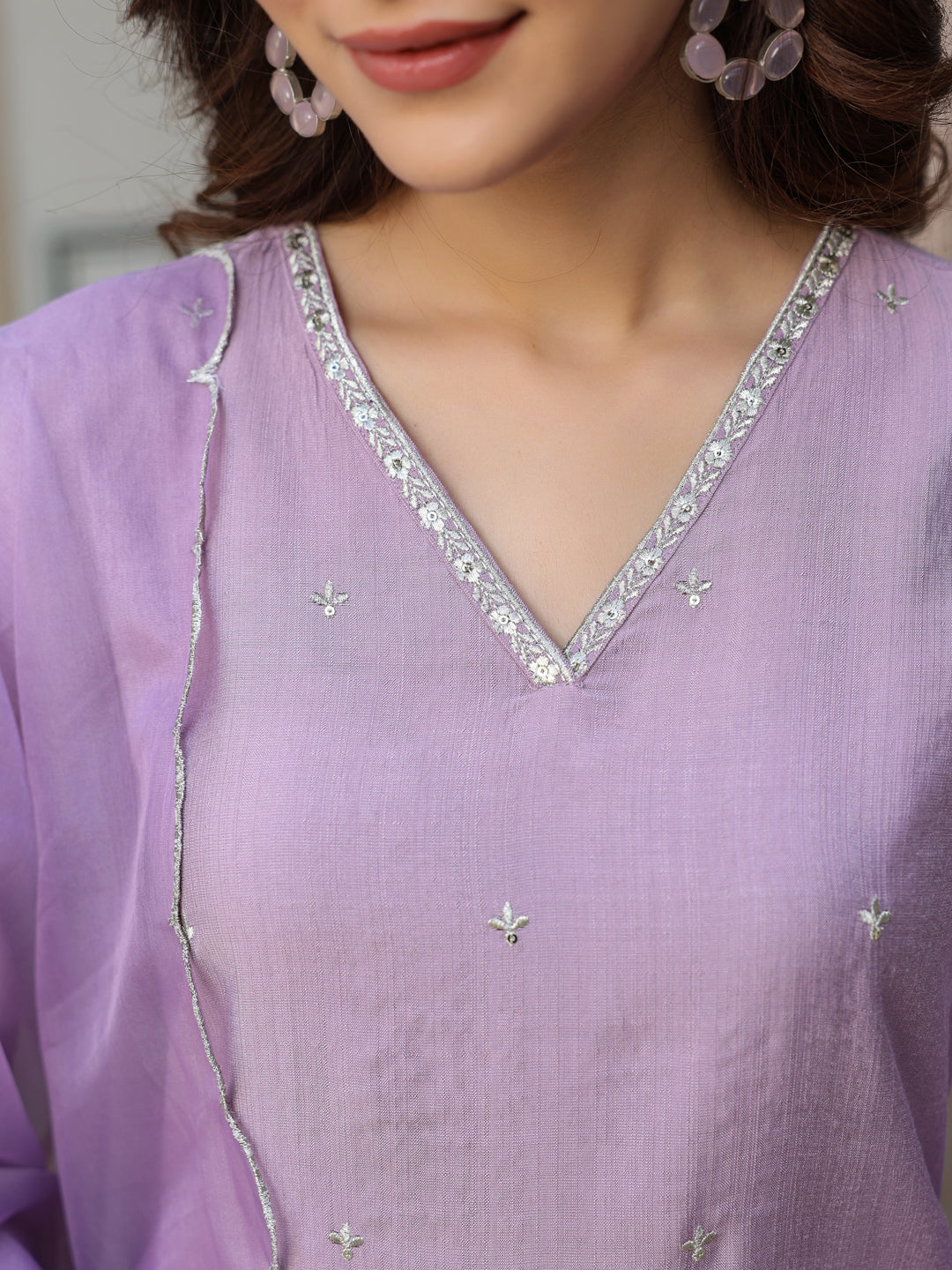 Women's Lavender Chinon Embellished Kurta with Pant and Dupatta - qivii