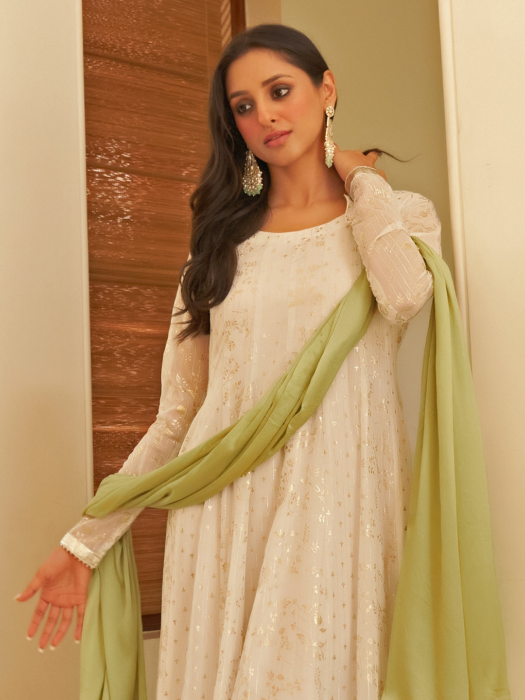 White Chiffon Lurex Foil Printed Kurta and Dupatta  - By Janasya