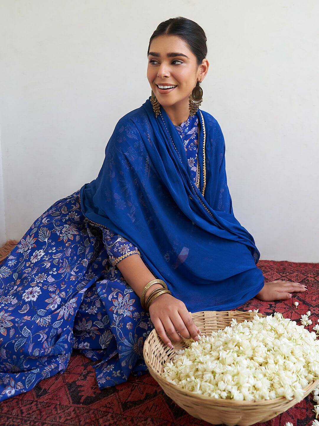 Blue Georgette Floral Kurta Palazzo Set - qivii