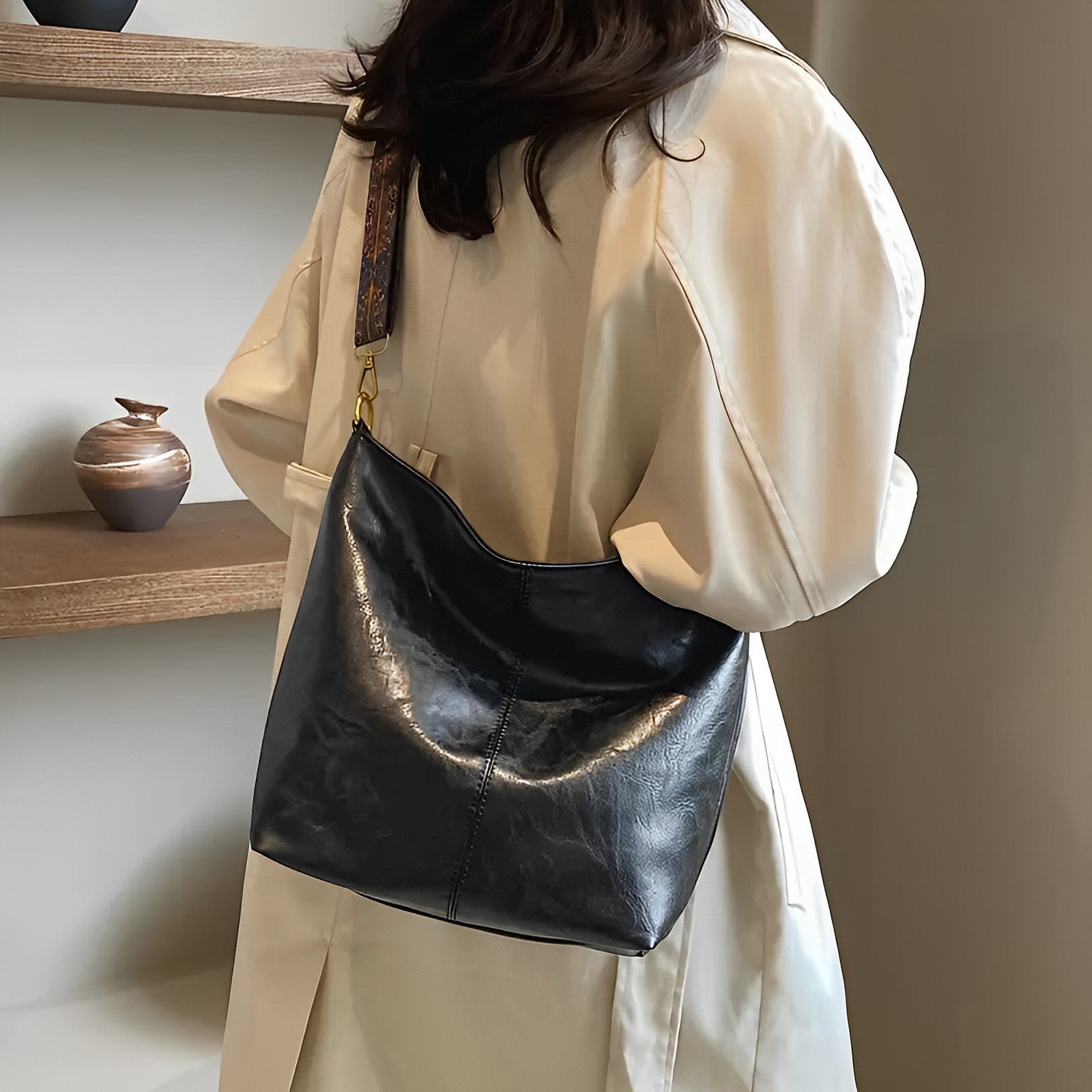 Boyah | Crossbody Bag  - By Qivii