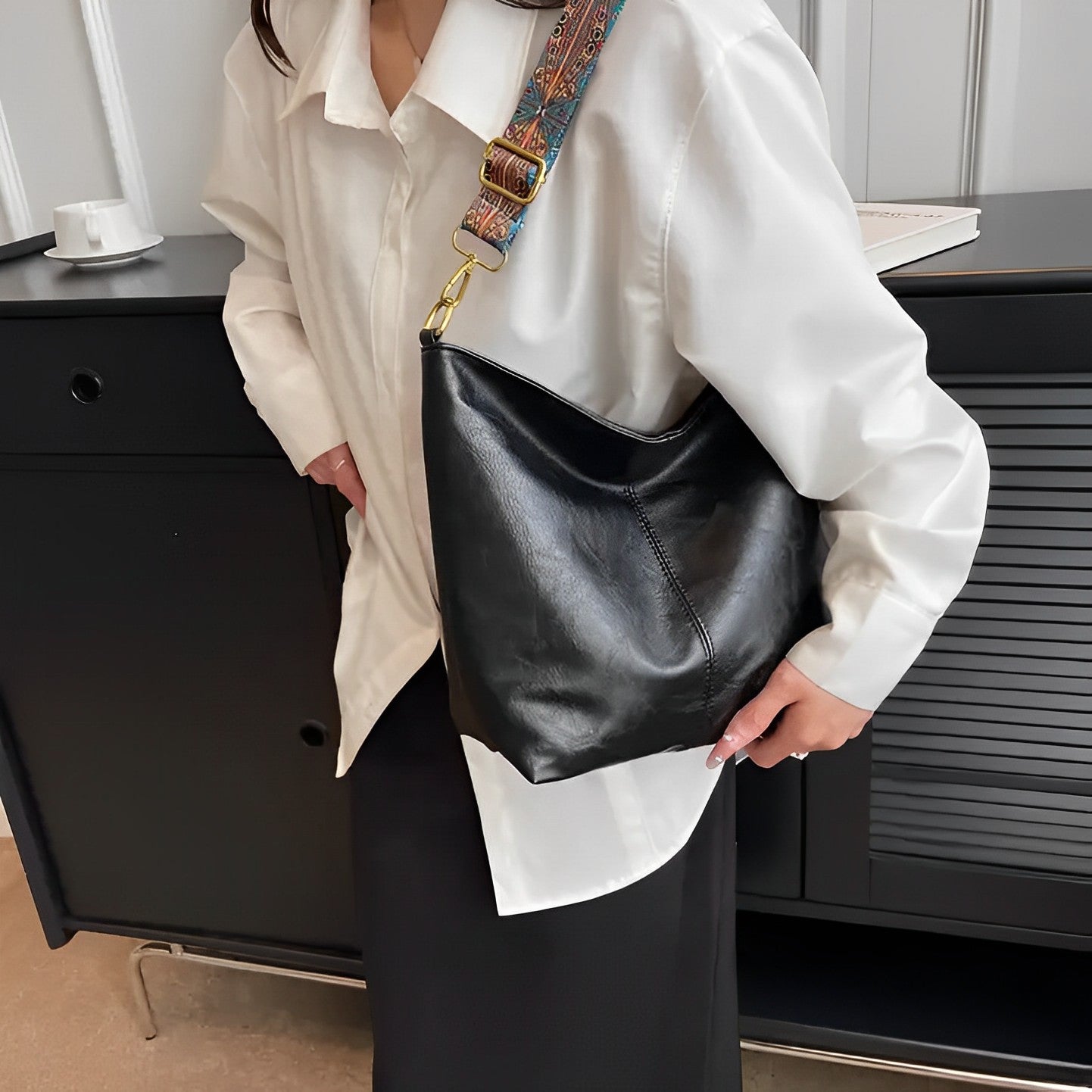 Boyah | Crossbody Bag  - By Qivii