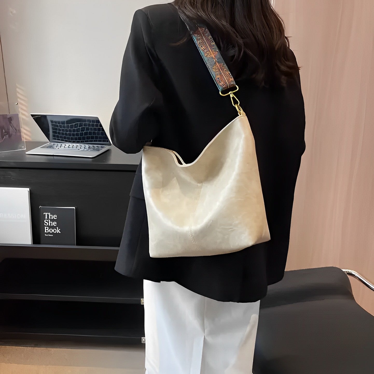Boyah | Crossbody Bag  - By Qivii