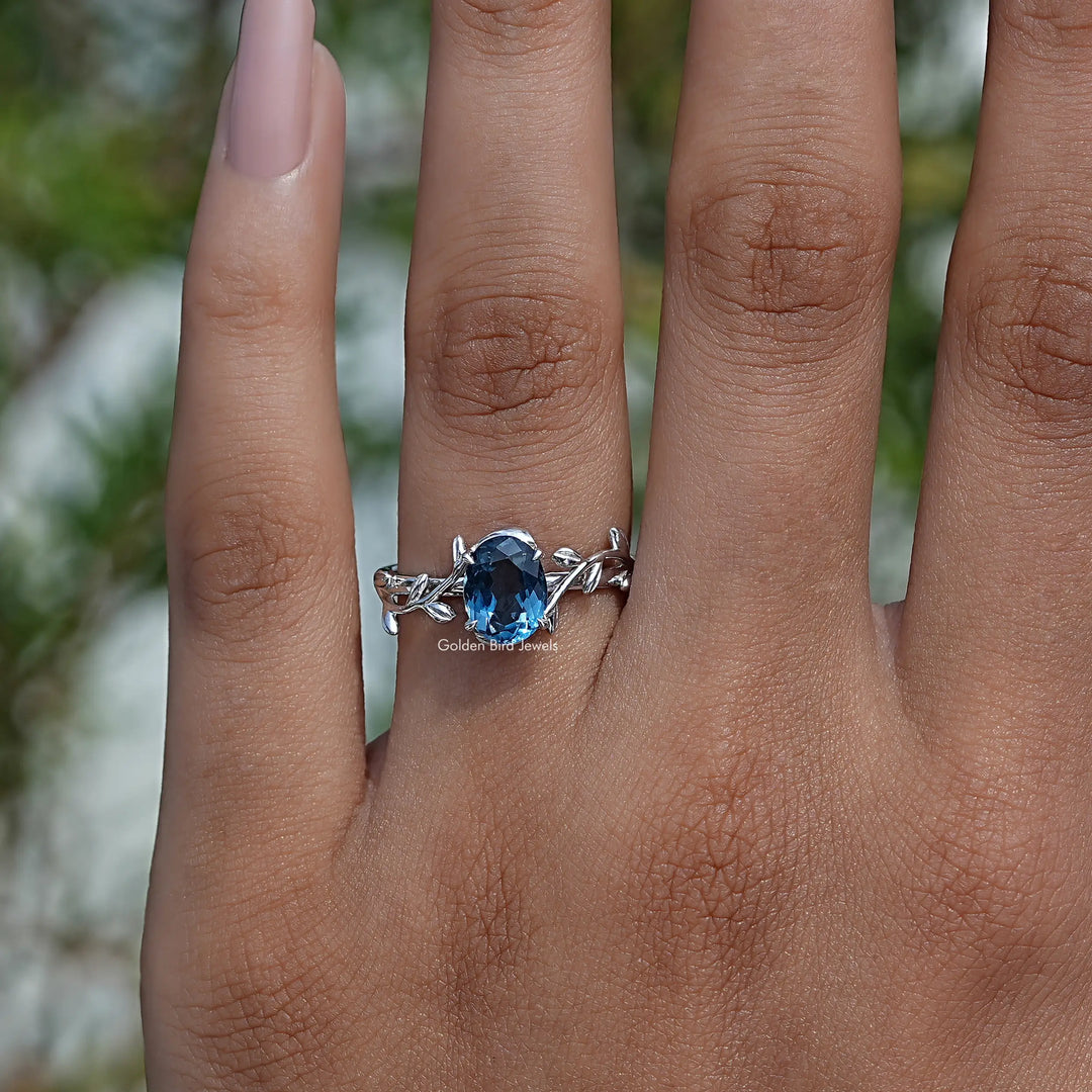 Sapphire Blue Oval Cut Gemstone Engagement Ring