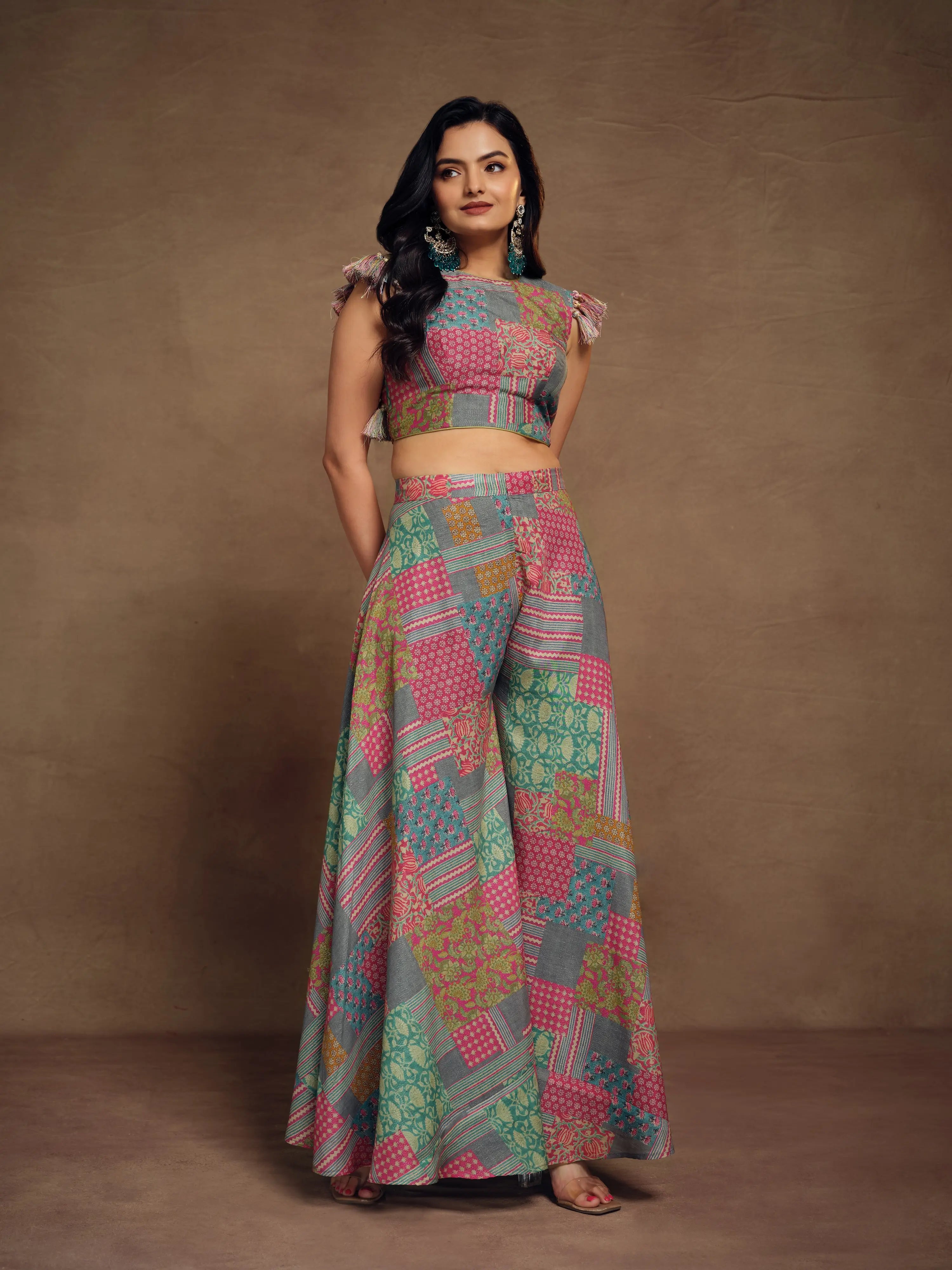 Multicolor Printed & Handmade Tassels Co-ord Set - qivii