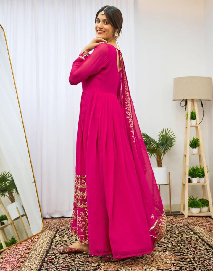 PINK COLOR ORGANGA PRINTED SALWAR SUIT WITH DUPATTA BY QIVII