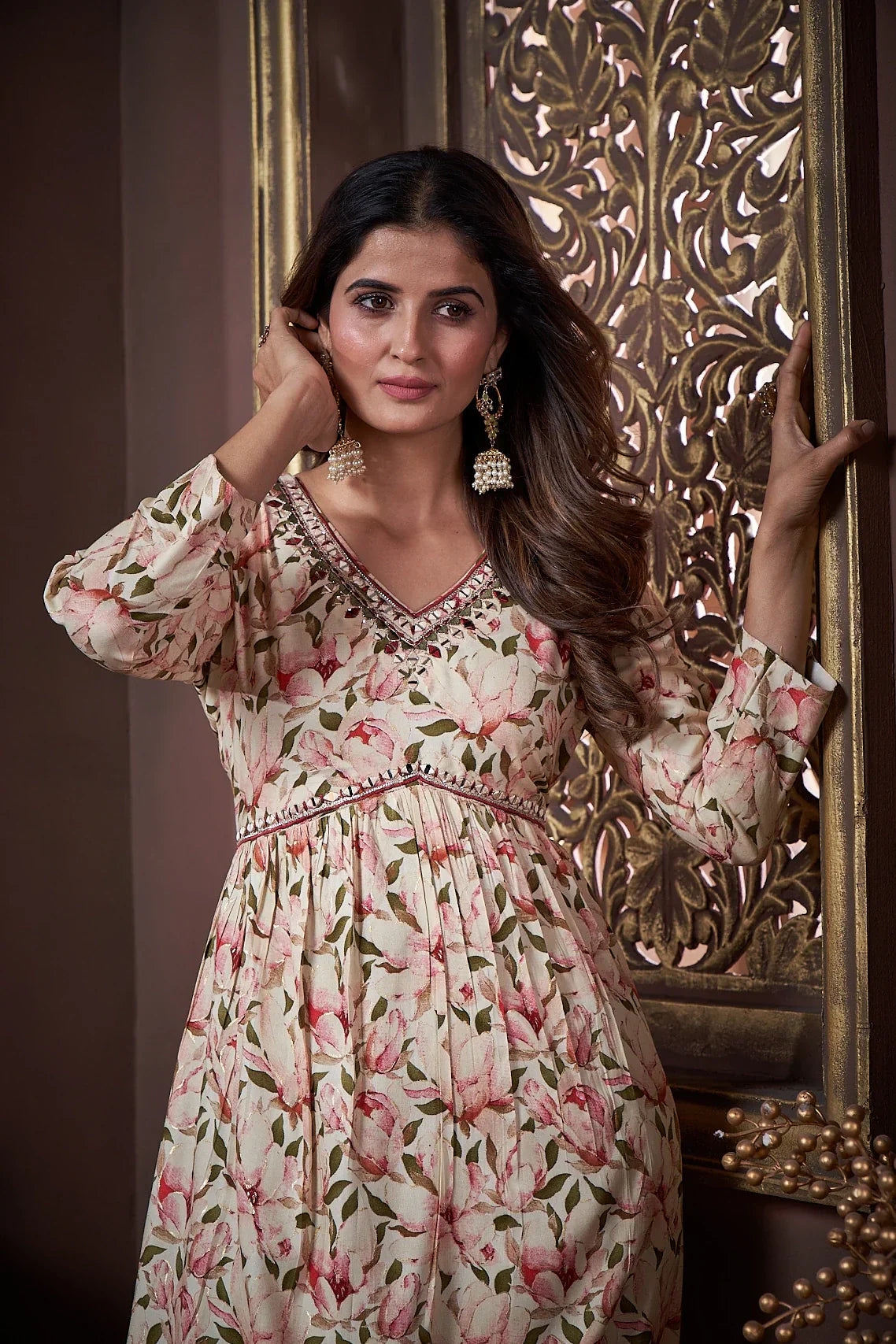 Green Handwork Kurta Set with Pant & Dupatta - qivii