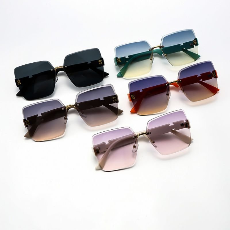 Helia Oversized Rimless Shades  - By Qivii