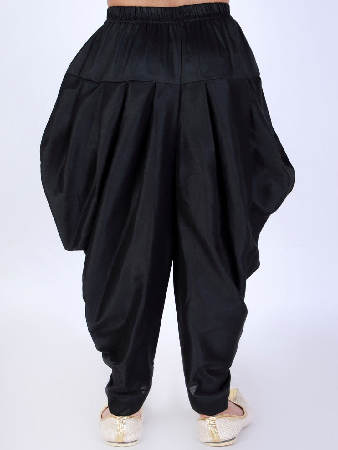 VASTRAMAY Boys Black Solid Dhoti Pants