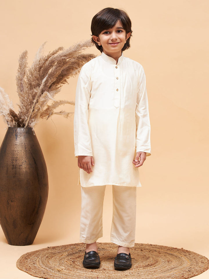 VASTRAMAY Boy's Green Indo Western Jacket With Cream Kurta And Pyjama Set