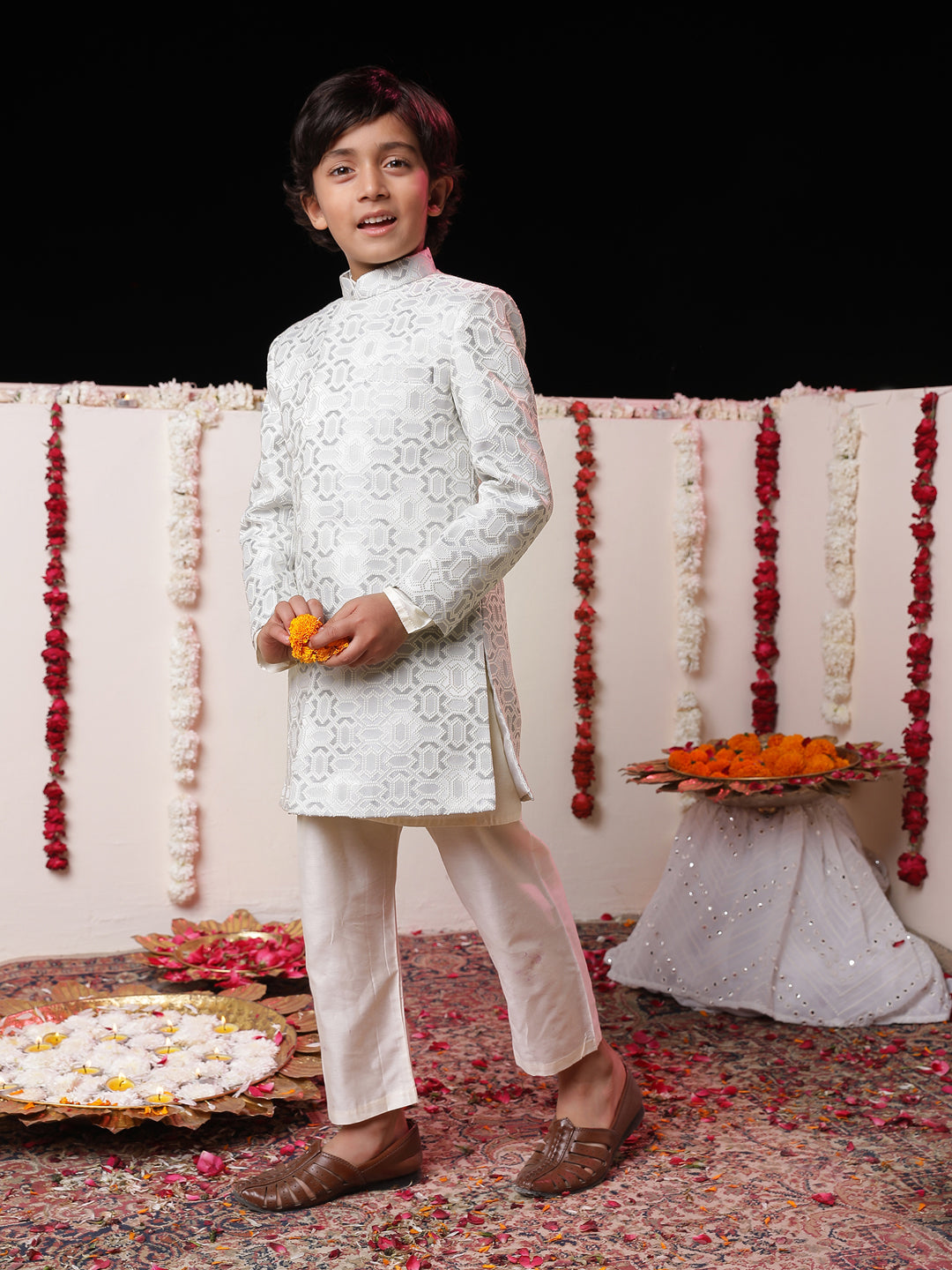 VASTRAMAY Boys' Grey Jacquard Sherwani Set