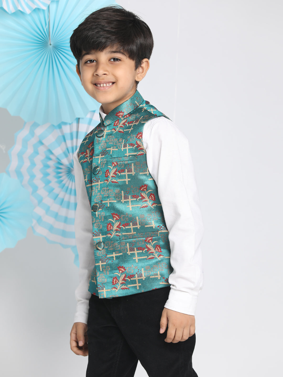 VASTRAMAY Boys' Multicolor-Base-Green Jacquard Nehru Jacket