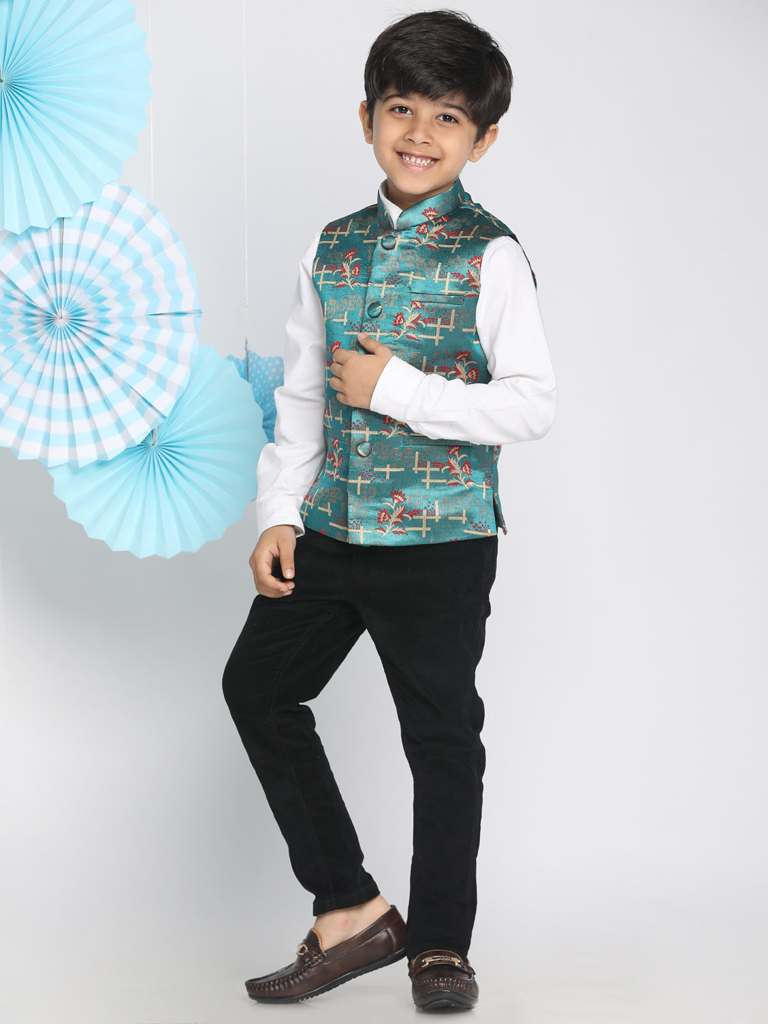 VASTRAMAY Boys' Multicolor-Base-Green Jacquard Nehru Jacket