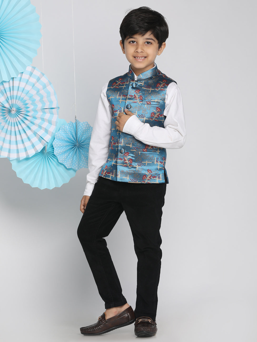 VASTRAMAY Boys' Multicolor-Base-Turquoise Jacquard Nehru Jacket