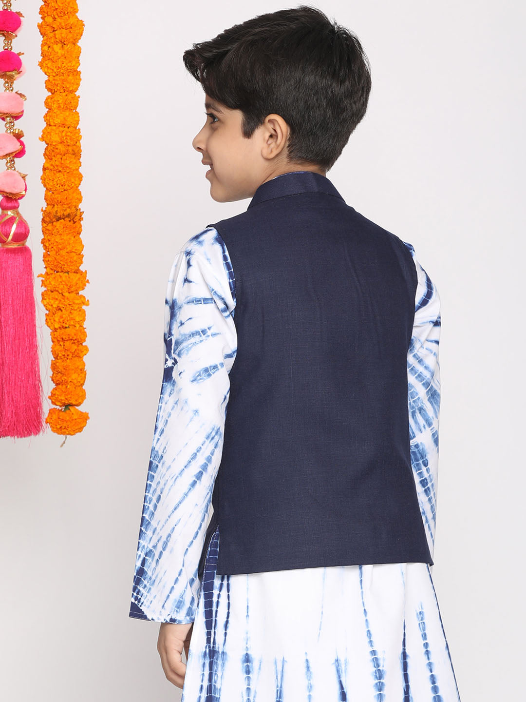 VASTRAMAY Boy's Navy Blue Cotton Blend Nehru Jacket