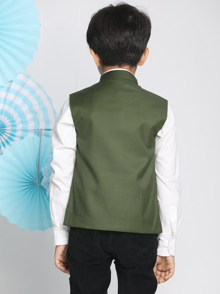 VASTRAMAY Boys Green Solid Satin Nehru Jacket