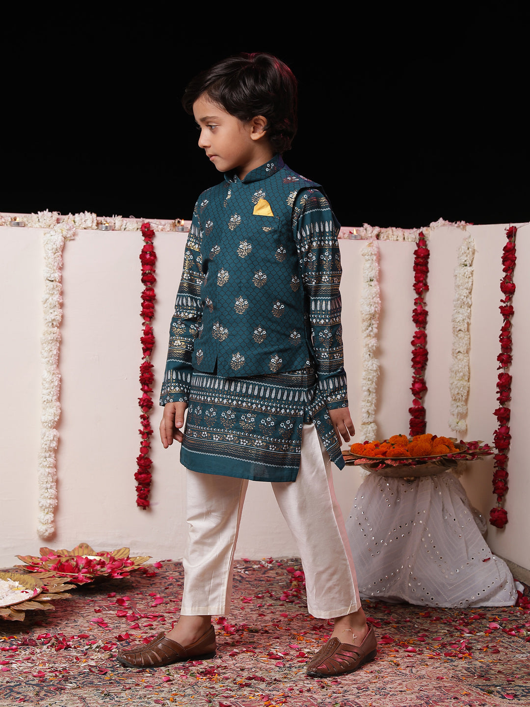 VASTRAMAY Boys' Blue Foli Print On Viscose Jacket And Kurta Pyjama Set