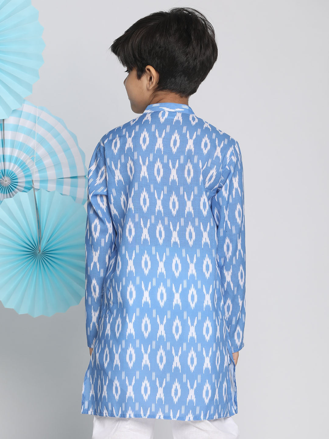 VASTRAMAY Boys Aqua Traditional Ikkat Print Flat Collar Kurta