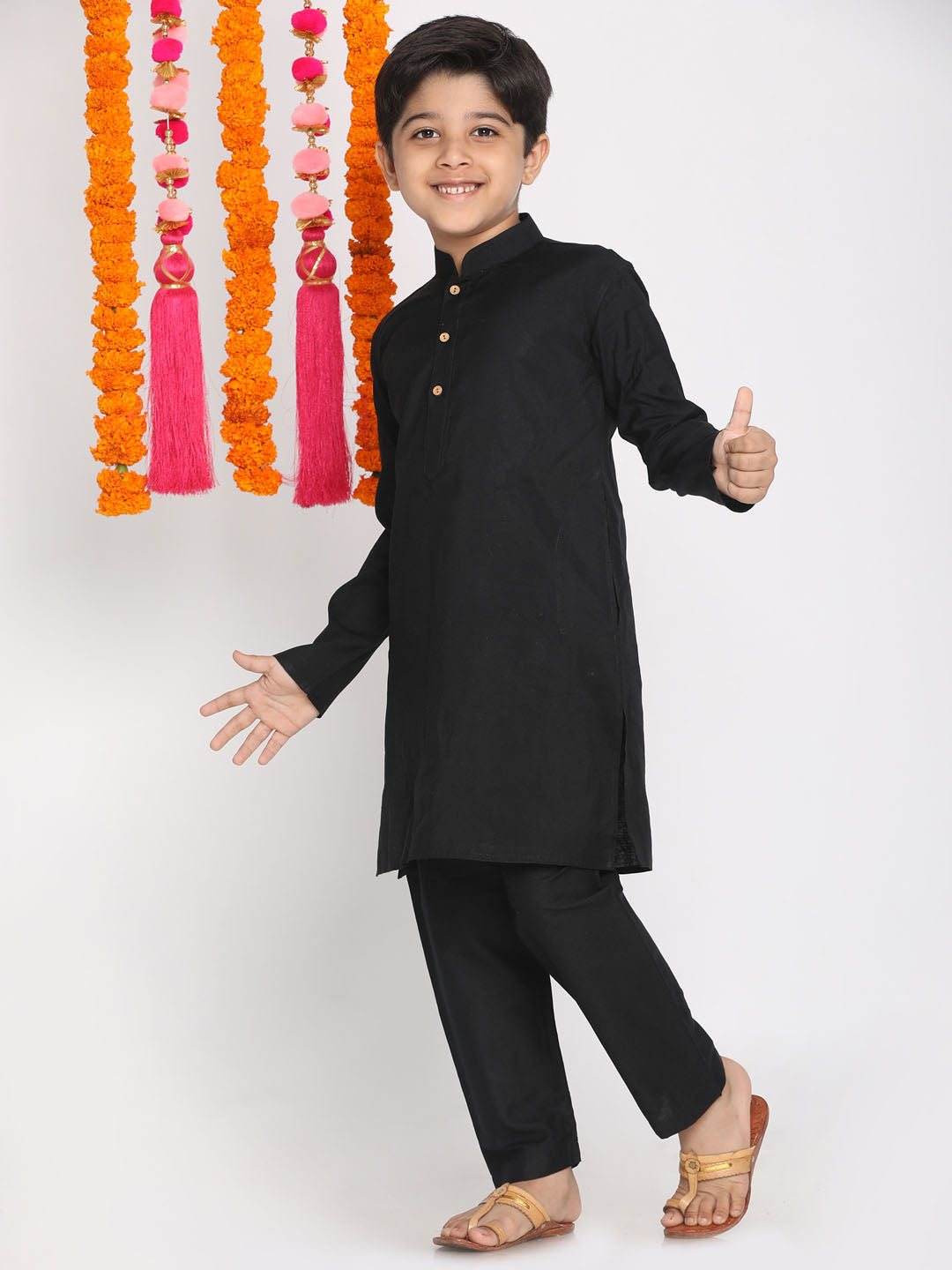 VASTRAMAY Boys Black Kurta with Pyjama