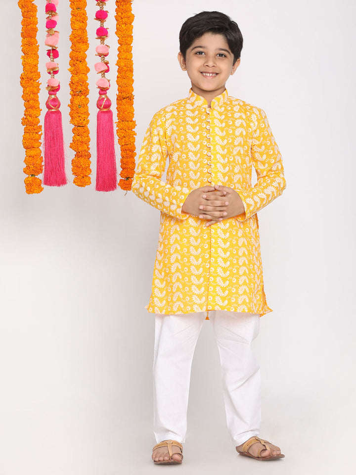 VASTRAMAY Boys Orange And White Kurta Pyjama Set