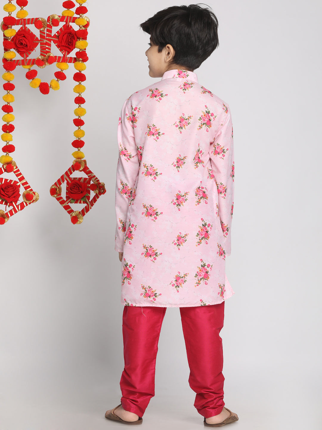 Vastramay Multicolor-Base-Pink Muslin Blend Baap Beta Kurta Pyjama Set