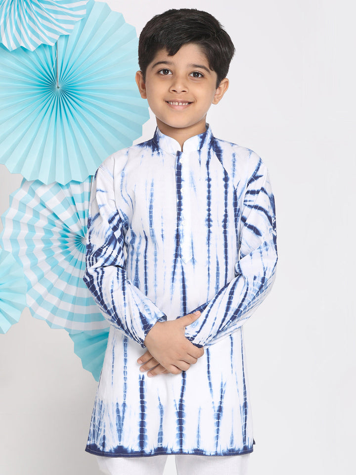 VASTRAMAY Boys' Blue And White Tie- Dye Kurta