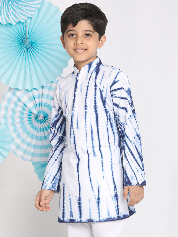 VASTRAMAY Boys' Blue And White Tie- Dye Kurta