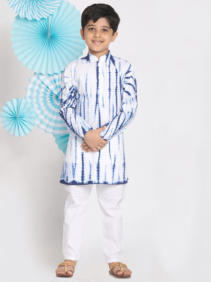 VASTRAMAY Boys' Blue And White Tie- Dye Kurta