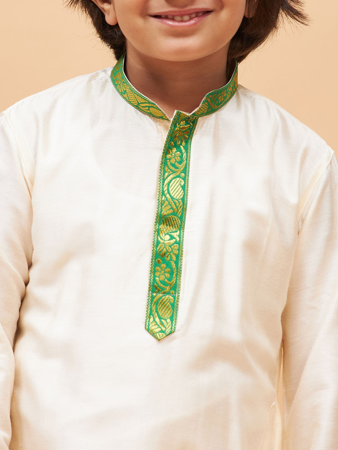 VASTRAMAY Boys' Green And White Kurta With Mundu Set