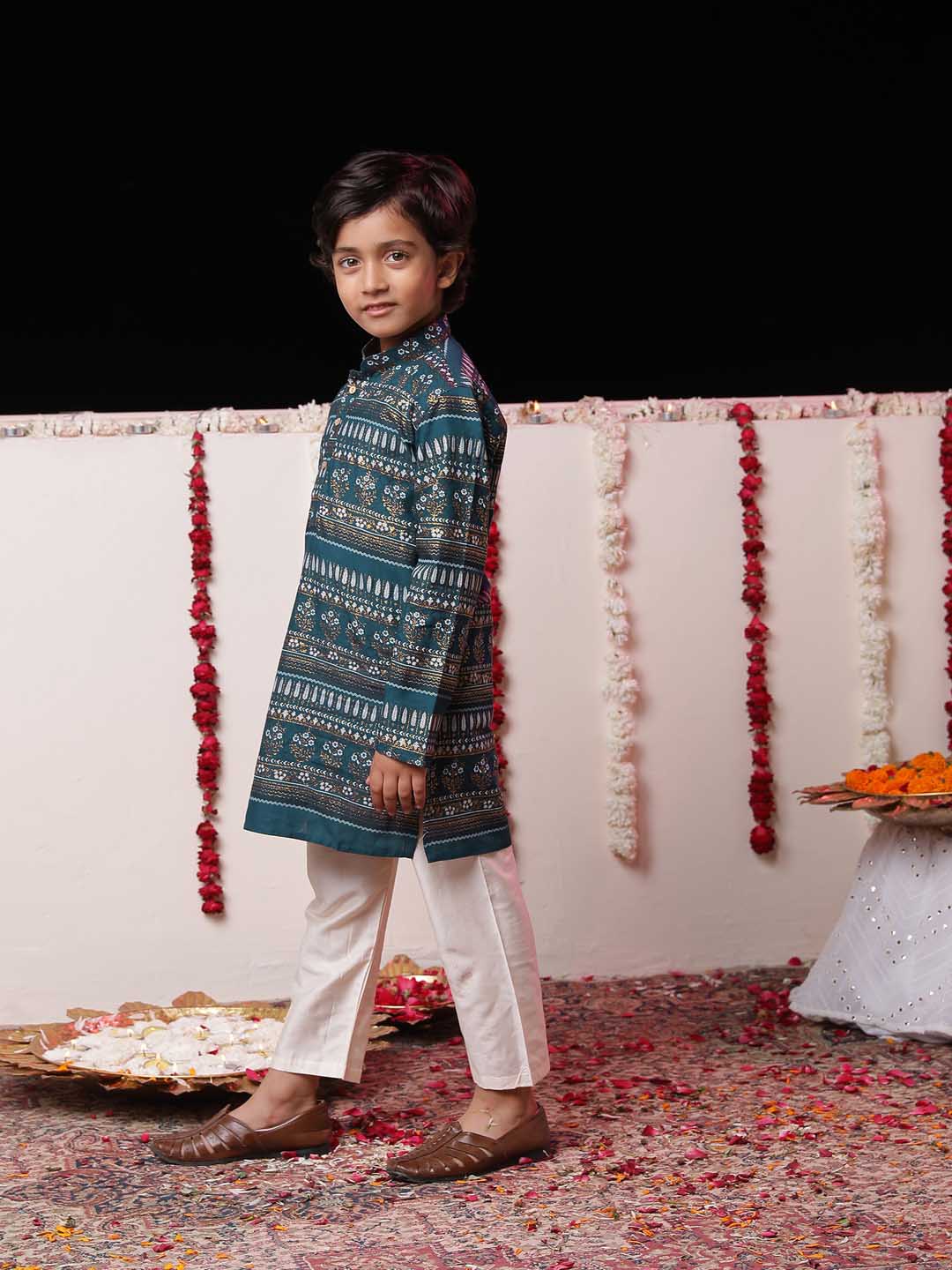 VASTRAMAY Boys' Blue Foil Printed Kurta And Cream Pyjama Set