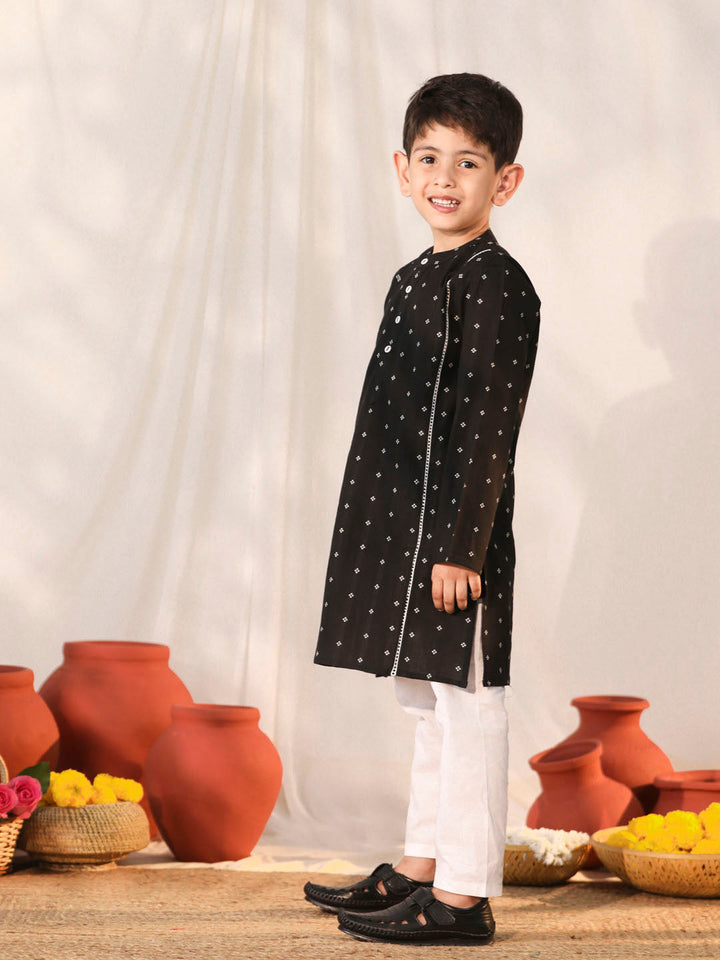 VASTRAMAY Boys' Black Kurta Pyjama Set