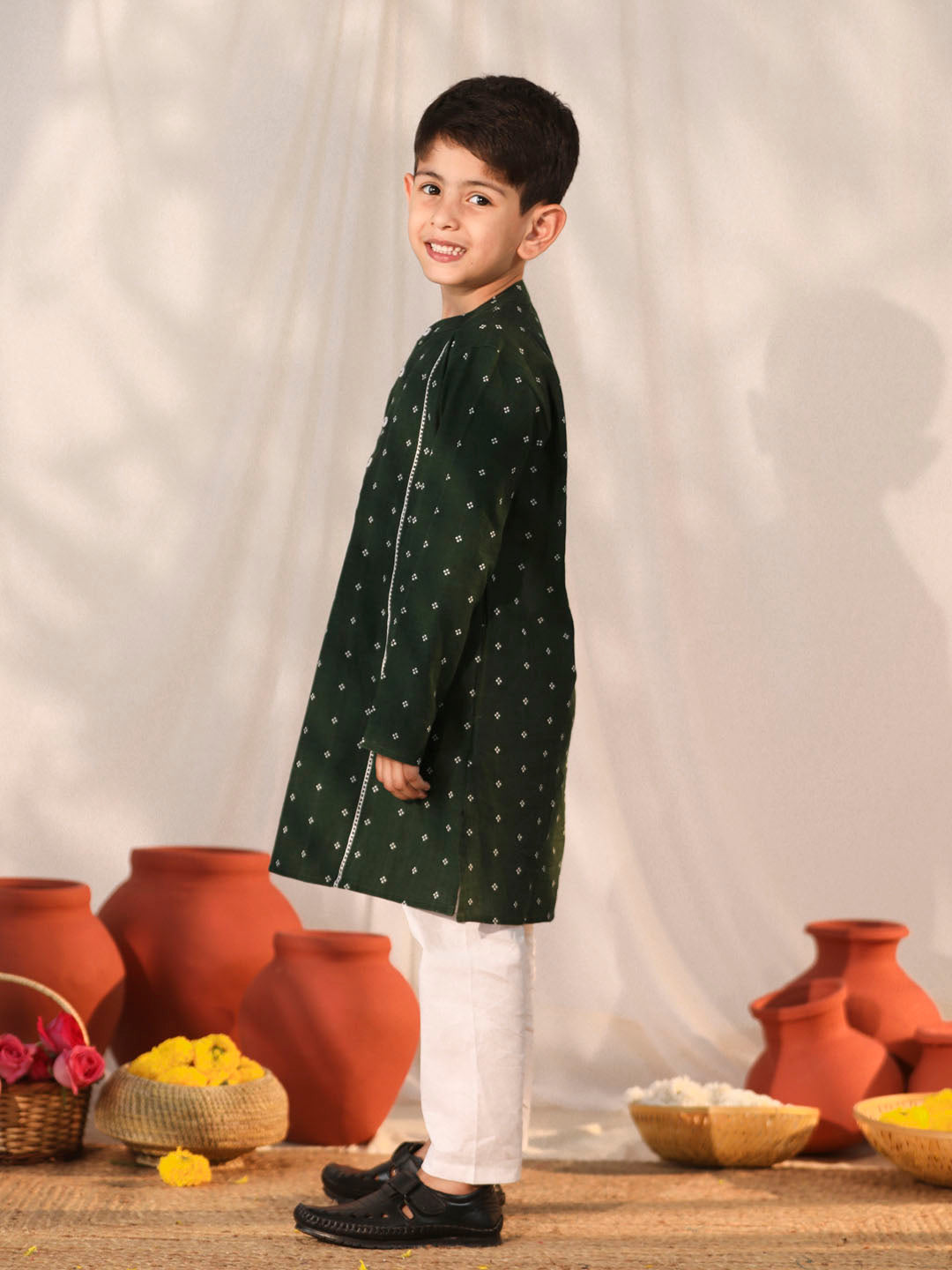 VASTRAMAY Boys' Bottle Green Kurta Pyjama Set