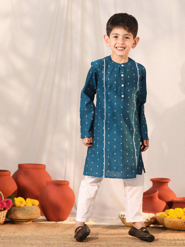 VASTRAMAY Boys' Turquoise Kurta Pyjama Set