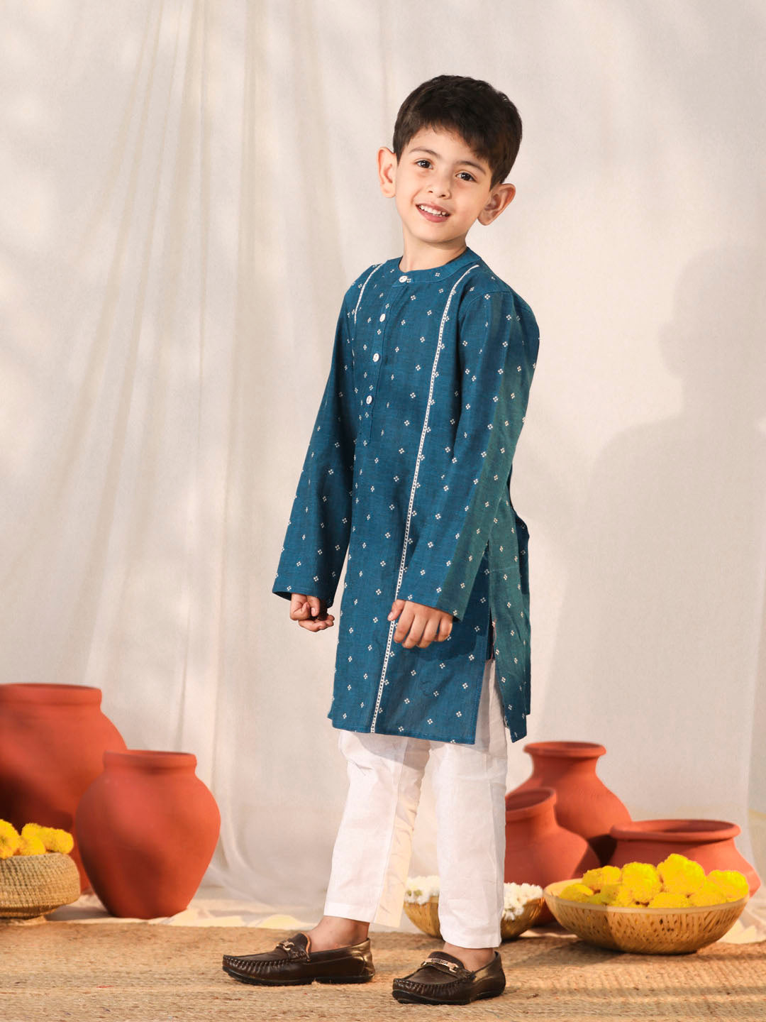 VASTRAMAY Boys' Turquoise Kurta Pyjama Set