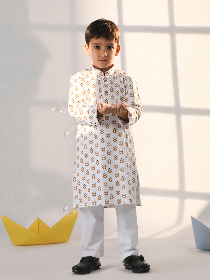 VASTRAMAY Boys' White Kurta