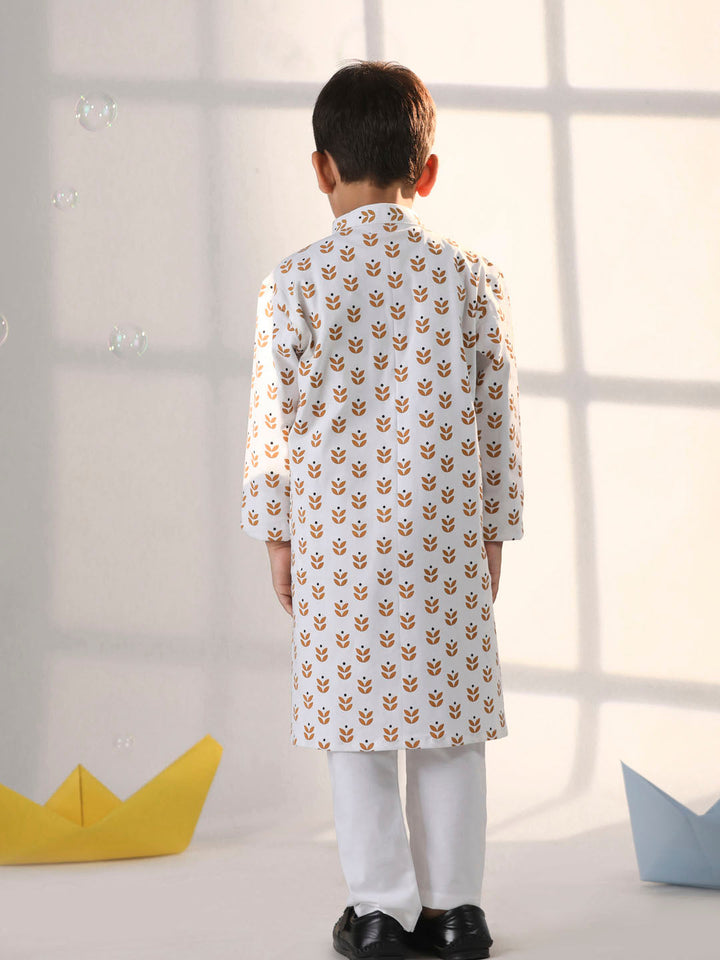 VASTRAMAY Boys' White Kurta